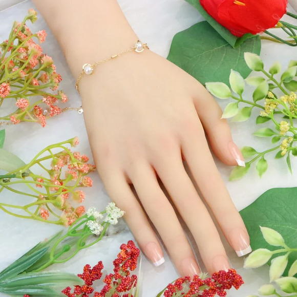 "New Beautiful Design Bracelet for Women/Girls, Gift, B608 - Picture 5 of 10